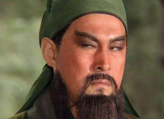 黄忠斩杀夏侯渊之后,终于明白,关羽看不起他的真正原因