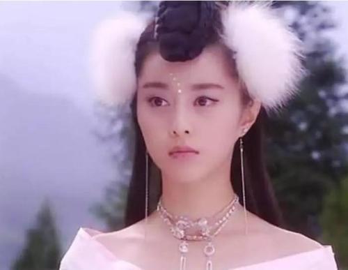 其实他还曾是一位演员,出演过不少耳熟能详的作品,例如《萍踪侠