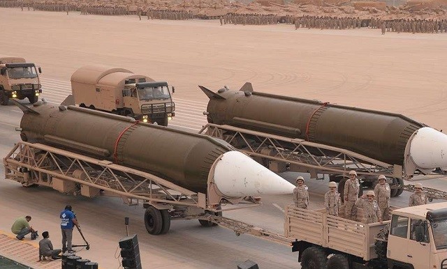 经过了一番比对,沙特发现我们东风-3导弹十分的适合他们,因此希望可以