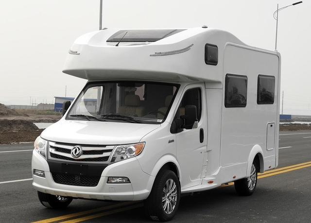 30万以下房车首选东风御风房车满足四口之家出行