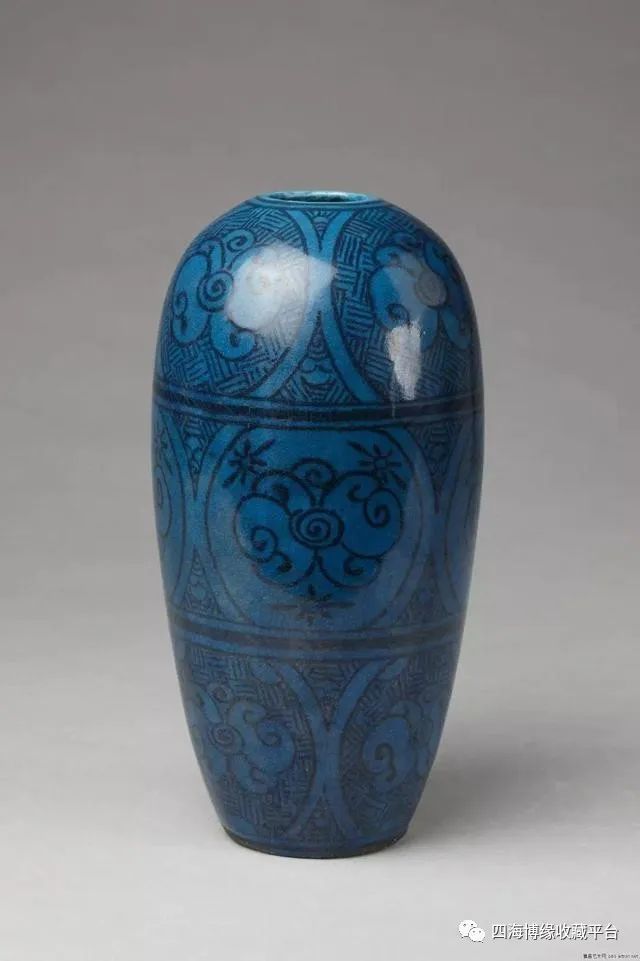 这种瓷器的釉色:看了总让人气定神闲