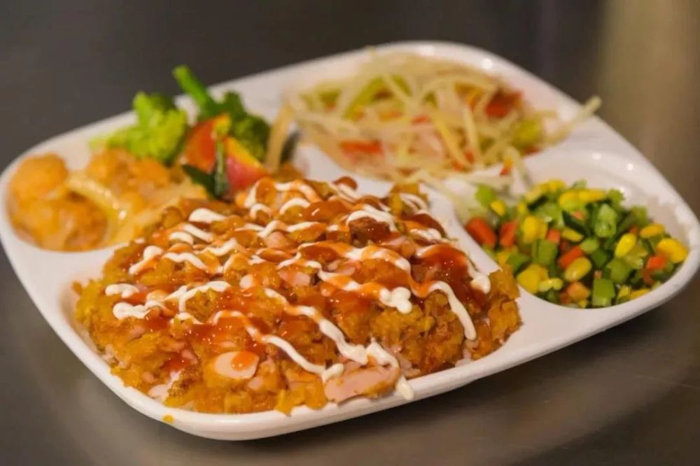 西安高校美食图鉴来了十几块钱吃到饱的日子我想你