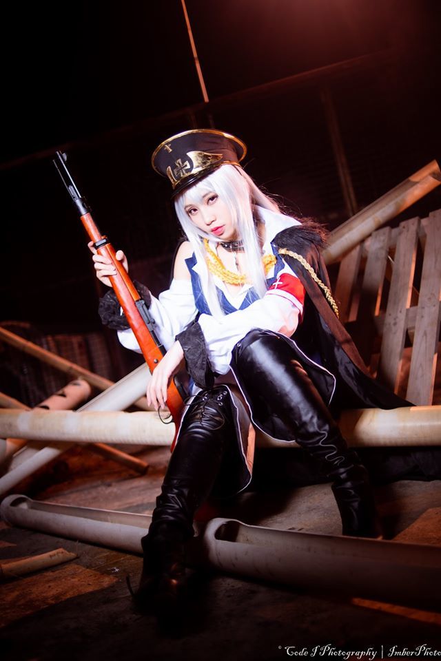 98k枪娘cos小姐姐做到了人比枪矮爱了爱了