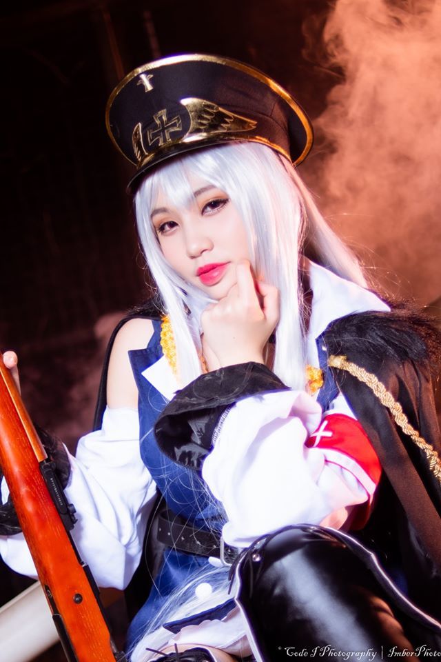 98k枪娘cos小姐姐做到了人比枪矮爱了爱了