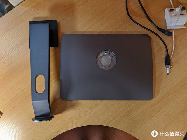 价值1000的出口转内销土辣鸡-40寸seiki 4k显示器