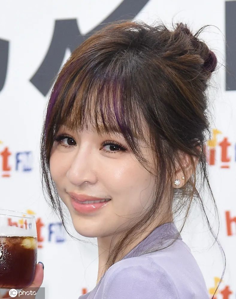 同样是凸嘴,为什么女明星们那么美_腾讯新闻