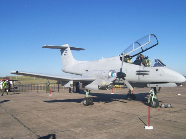 新冠疫情肆虐,阿根廷空军新战斗机装备计划泡汤,韩国表示很受伤