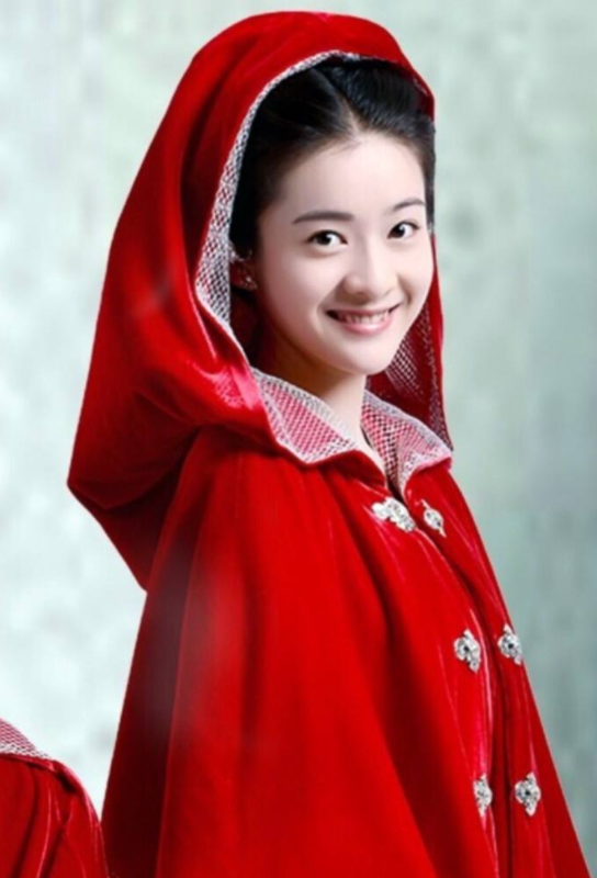 首先小编要说的就是在《班淑传奇》中,张雪迎饰演的刘滟,这个角色可以