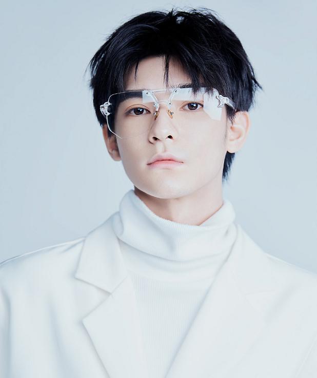 除了在《清平乐》中,张家硕在另一部古装戏中也是精彩的演出,而这部戏