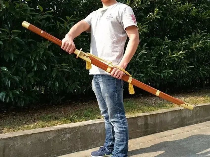 虽无中国国刀之名，却有国刀之实——威力强大的中华苗刀_腾讯新闻