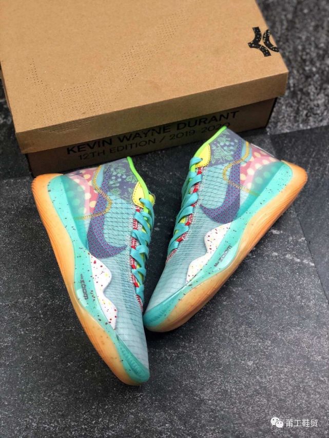 超强护脚踝球鞋,跳得再高也不会震脚!耐克杜兰特kd12南海岸配色开箱