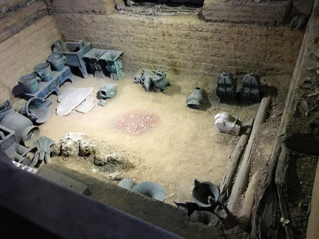 妇好背后的男人又是谁?|鬼方|王武丁|妇好墓|武丁|商朝