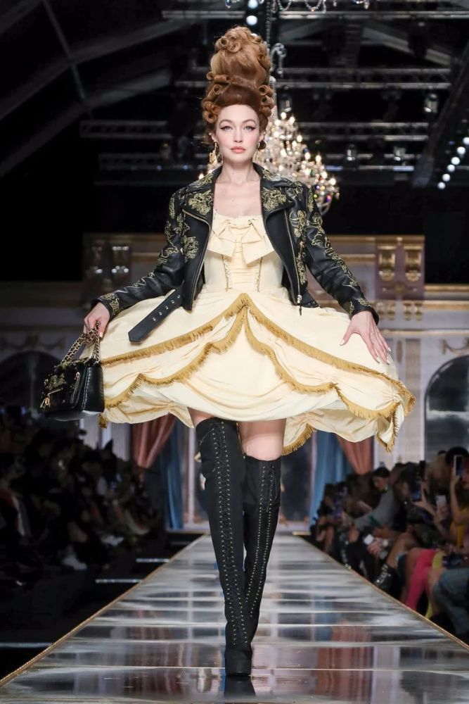 绝代艳后的一生挚爱洛可可风华丽得明目张胆精美绝伦