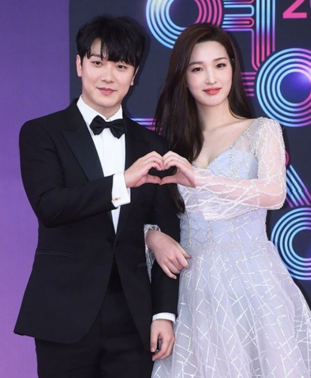 公开恋情时引起轰动的艺人:闵先艺被认为不顾组合,rain"偷"走女神?