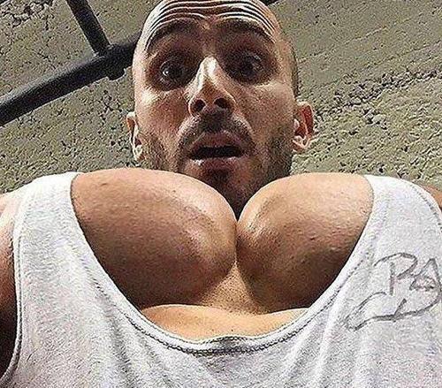 只练卧推,胸肌会很难看是吗?你所谓的卧推胸,其实是种妇科病