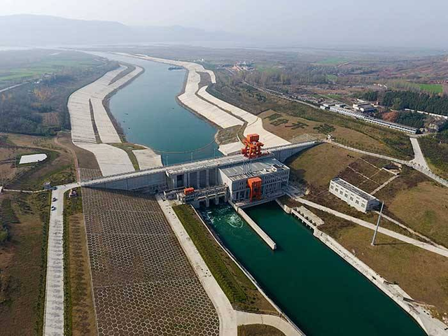 澳大利亚的东水西调,美国的北水南调,埃及横跨亚非两大洲调水工程