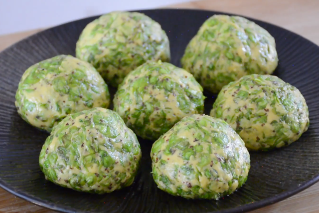 是一年中最好的时光,春暖花开,各种野菜野花也从去年的寒冬中苏醒过来