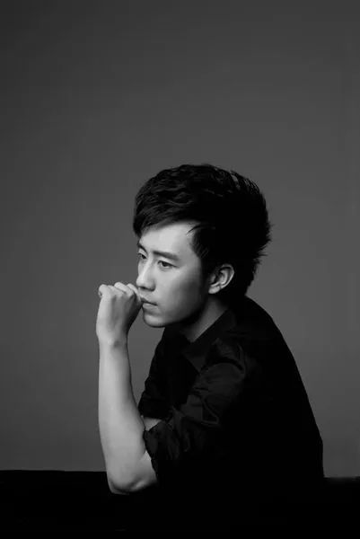 陈欧的逆境生长|陈欧|聚美优品|街电科技|共享充电宝|微博