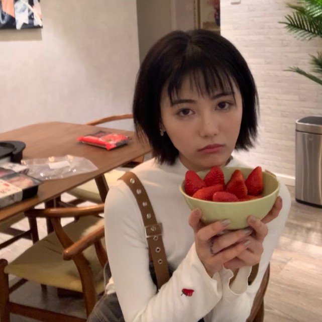 张超方回应出轨传闻,前女友怒称要锤死他,晒人流收费凭证