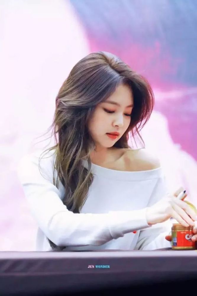 明星壁纸/jennie金智妮