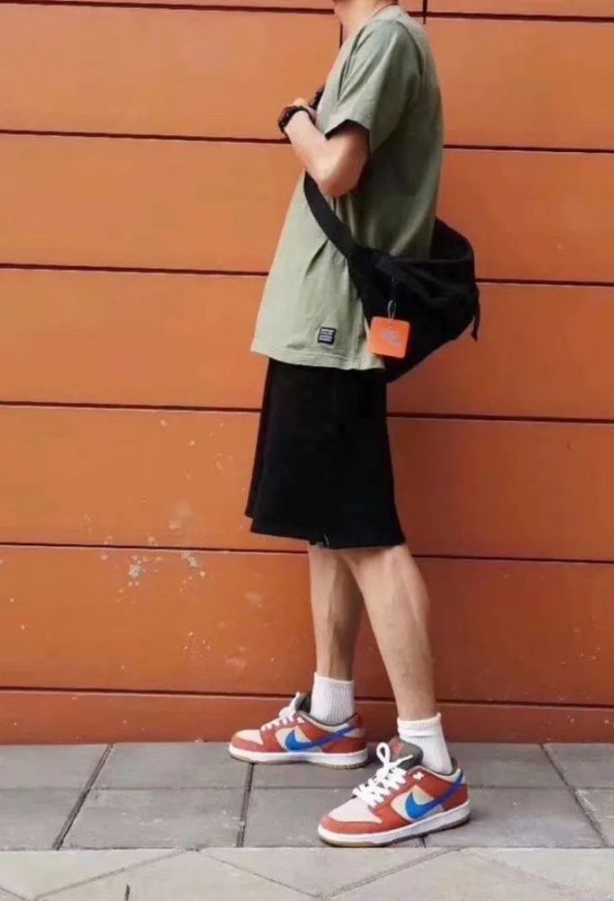 买不起ts联名,那也要把冷门鞋穿出个性,盘点棕色系dunk的实用穿搭术