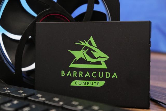 都是存储器但ramrom闪存硬盘怎么分