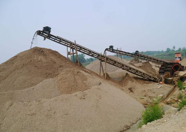 目前农村沙子价格越来越贵?价格比前几年翻了好几倍,为何?_腾讯新闻