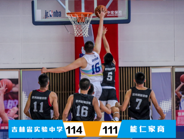 李宛鑫选择上大学,曾砍58分18板4帽令各队眼馋