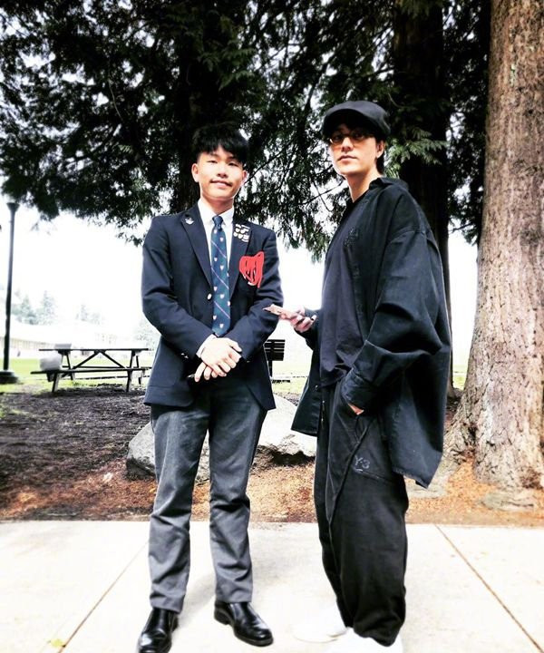 陈坤18岁儿子晒父子合影,直言想念老爸,陈坤留言父子情深