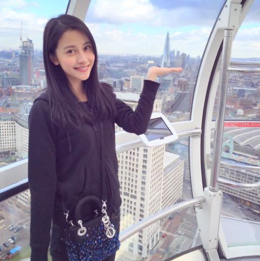 爱5隐藏彩蛋帮赵海棠搬家的秘书魏本霞不就是和子乔约过会的她