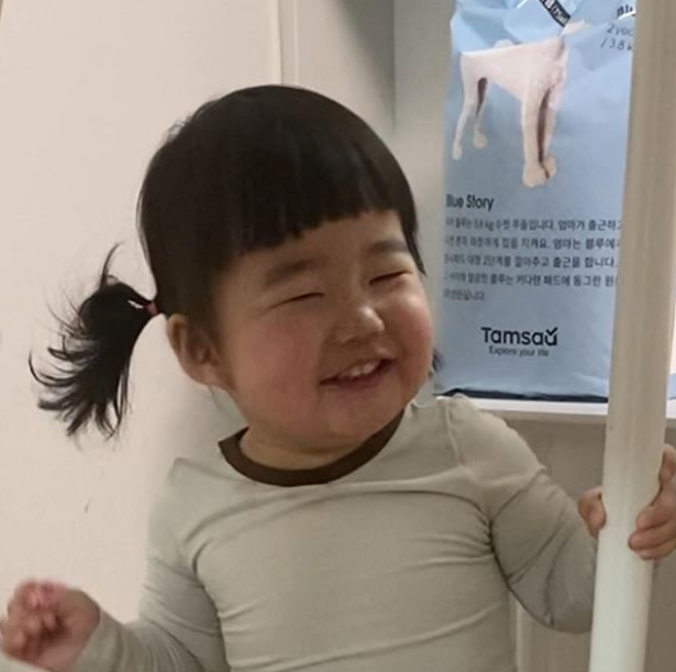 新版表情包圆滚滚的肚腩忧郁的眼神百万网友这小肚子太上头了