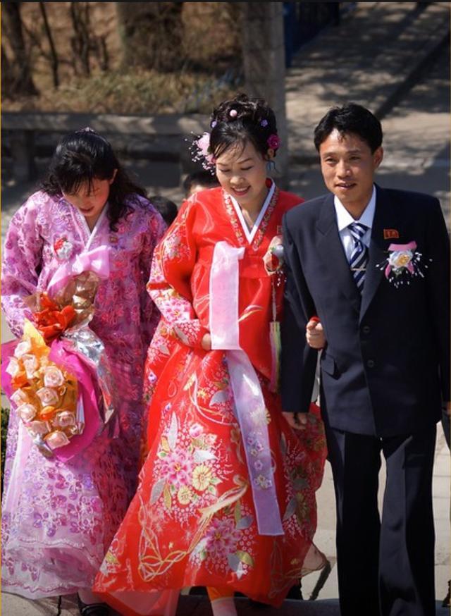 怎样算不负此生 朝鲜女人认一点 丈夫孩子热炕头 腾讯新闻