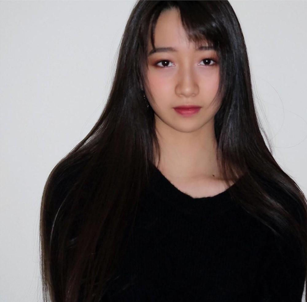 木村光希为姐姐化妆 18岁心美小露额头眼神犀利 像妈妈工藤静香 腾讯新闻