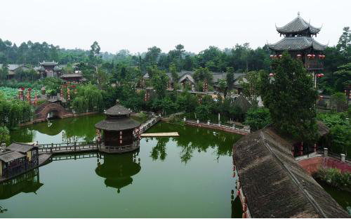 扎进春天喝茶摆龙门逛古镇游庄园去耍