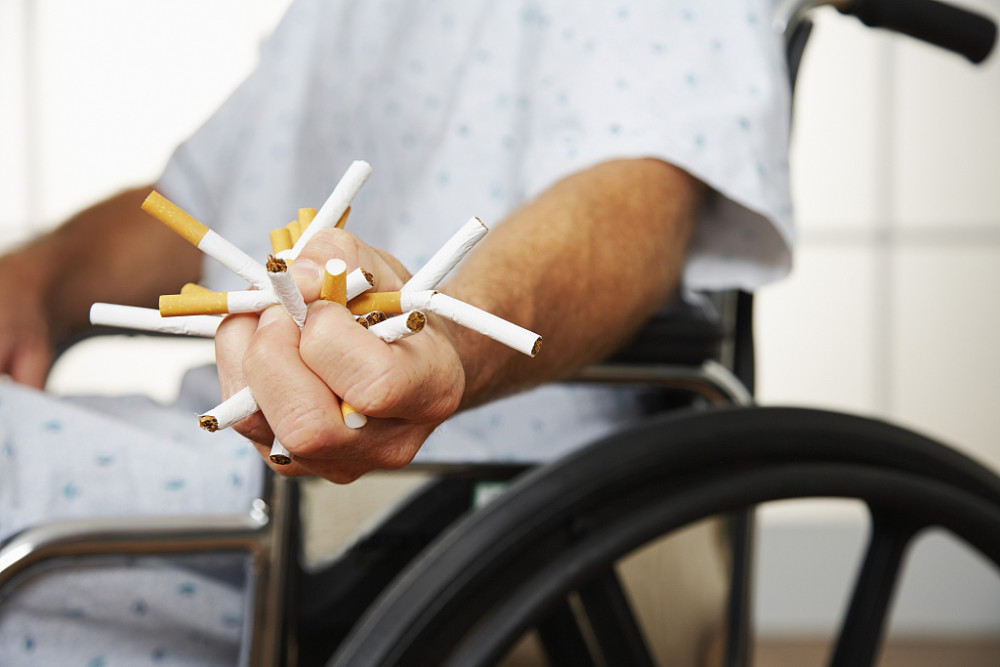 吸烟|脸部出现哪些异常，可能得戒烟了？早知道早留意