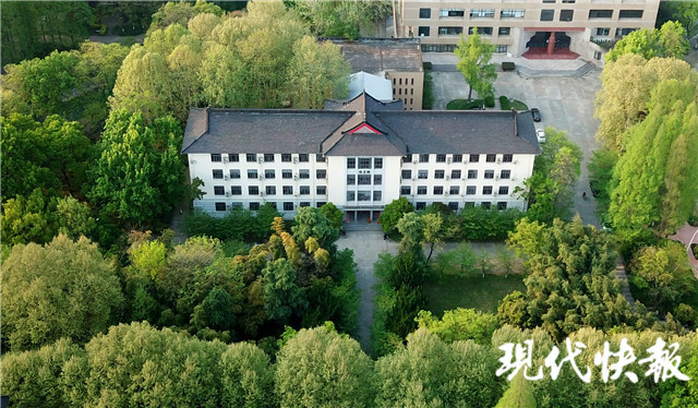 南林校长王浩耕植绿色梦想守护碧水青山