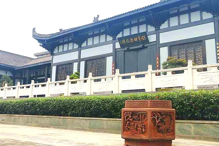 四川阆中古城这些坏小子用醋泡脚用的竟然是保宁醋