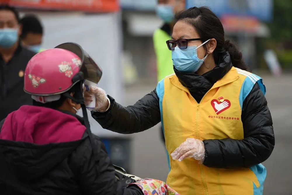借这场活动,东区跟您说声:谢谢!_腾讯新闻