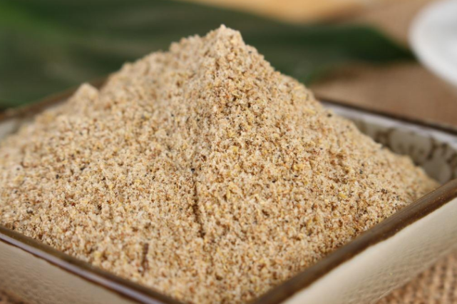 自制椒盐,方法超简单,3种料4步就搞定,成本低味道好,比买的香