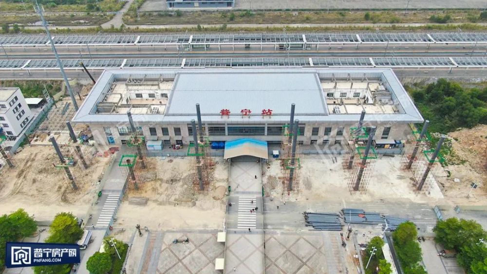 深铁路全线通车运营以来,普宁迈进了高铁时代,普宁高铁成为普宁,揭西