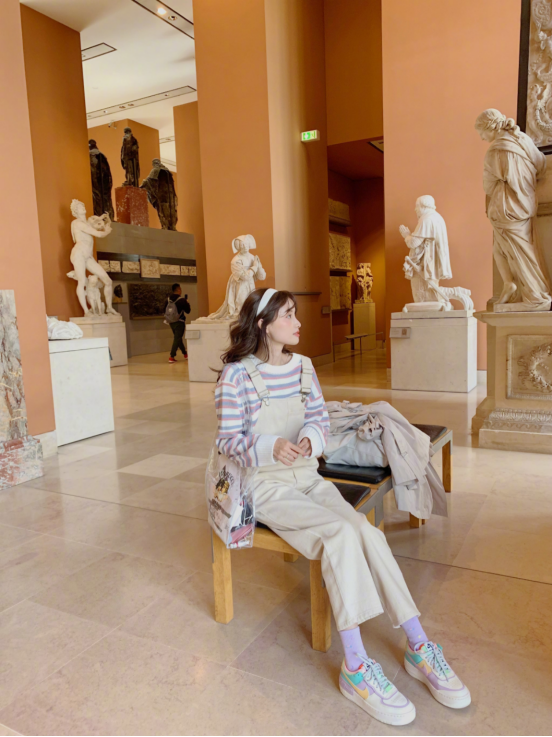 立志胖到88斤的林小宅,日系学院风穿搭超减龄,青春活力时尚范