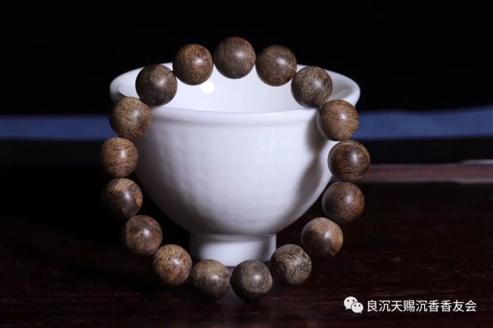 梁辰沉水级沉香的含油量能达到百分之多少