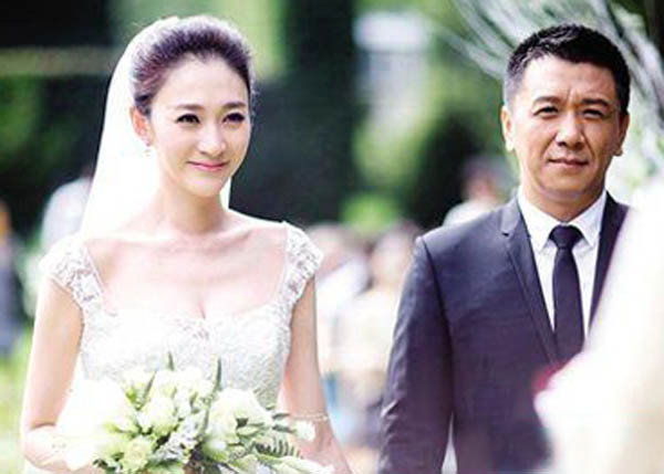 鄢颇深爱多年,为何最后却闪婚嫁给徐佳宁?