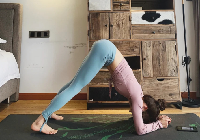 天鹅颈怎么炼这些瑜伽动作坚持做你也能拥有