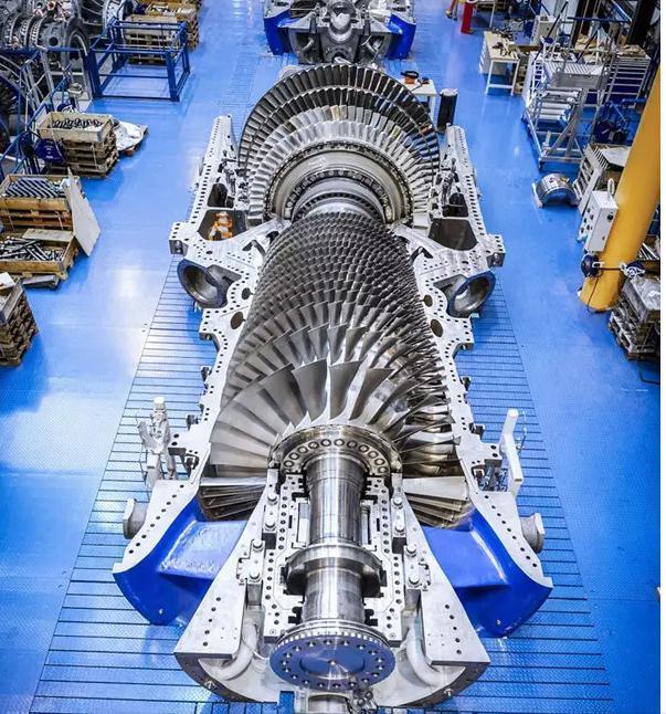 配置却只有首尾2座mk-45型127舰炮以及舰首的1座八联装的阿斯洛克反