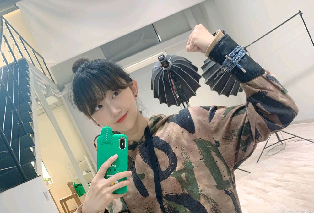 街舞小霸王真名叫田媛,是个东北姑娘,毕业后一个人