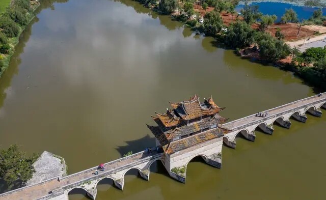 雲南建水雙龍橋