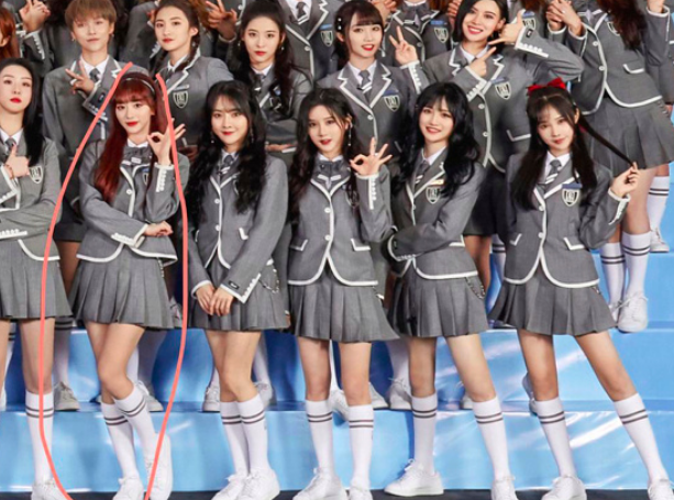 《青春有你2》合影照片引争议,蔡徐坤身高成了焦点!