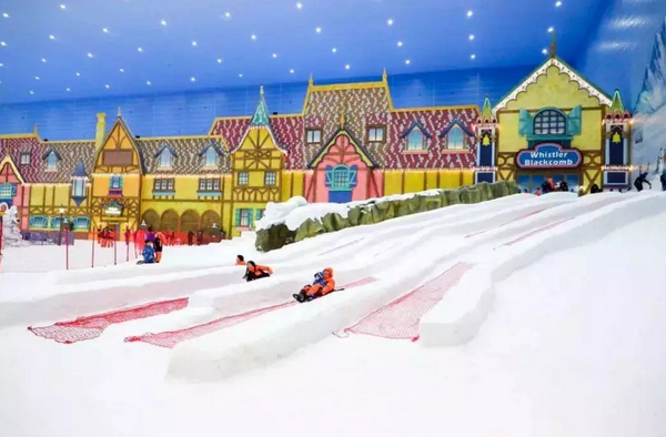 夏日的炎热,想不想来场爽酷的冰雪之旅,一扫你的焦躁烦闷呢,广州融创