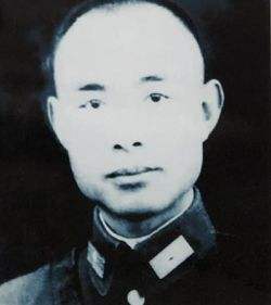 假装和日军拼刺刀,鬼子刚刚靠近,他下令:用机枪扫射|国军|日军|杨伯涛